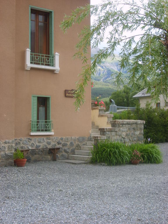 Gites La Mexicaine Jausiers Exterior foto
